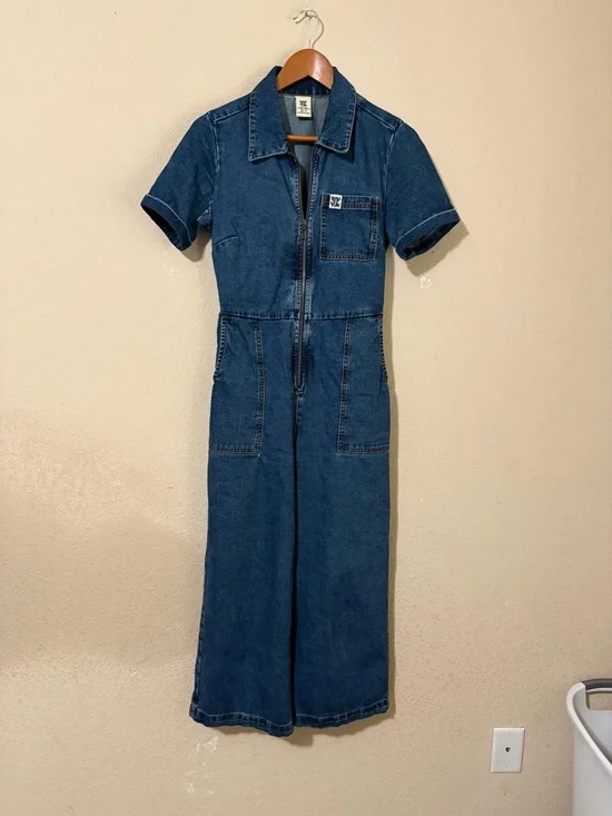 Lucy & Yak Ragan Blue Cotton Denim Short-Sleeve Wide-Leg Zip Up Jumpsuit Side 4 - Picture 2 of 16